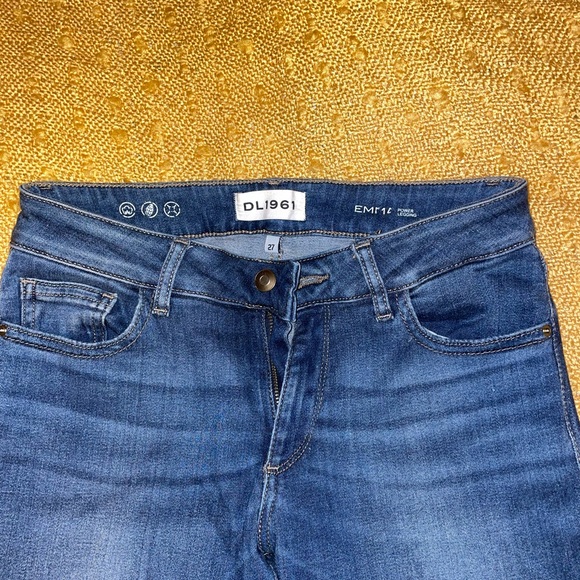 Medium Wash DL1961 Power Legging Jeans - Picture 6 of 9